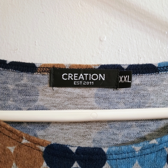 Charming Blue and Brown Patterned Blouse - Picture 2 of 5